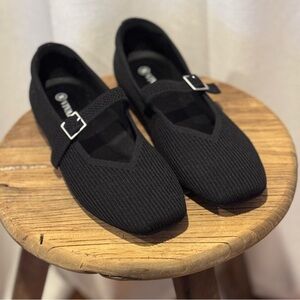 Vivaia Margot Square Toe Mary Jane Flats Black Shoes EU 37.5 US 7 WIDE